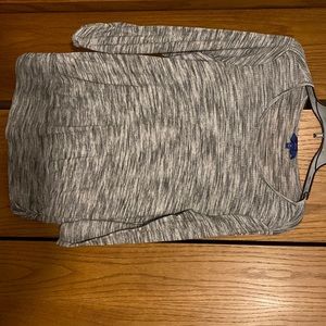Apt. 9 gray top- size M